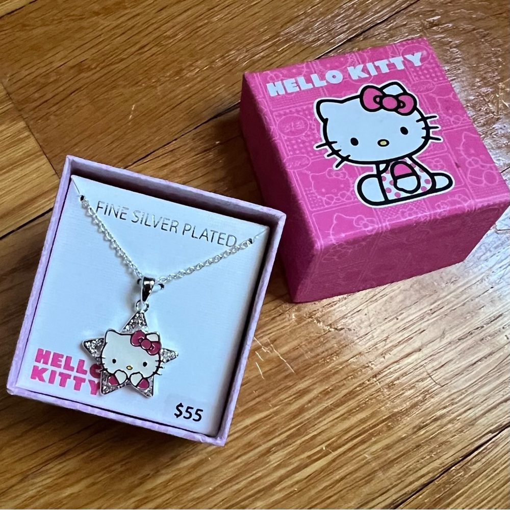 Hello Kitty necklace - Picture 2 of 3